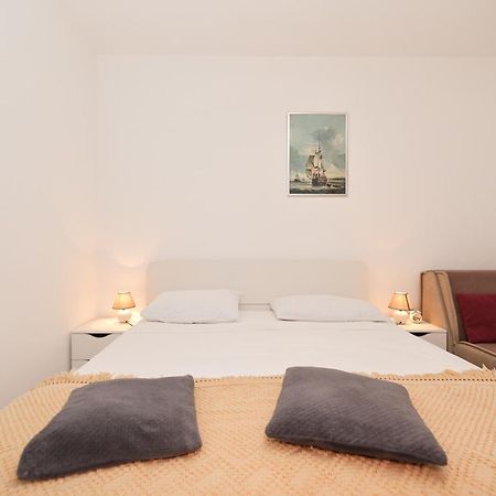 Apartment Pantalon, Big Terrace And Free Parking Zadar Exterior foto