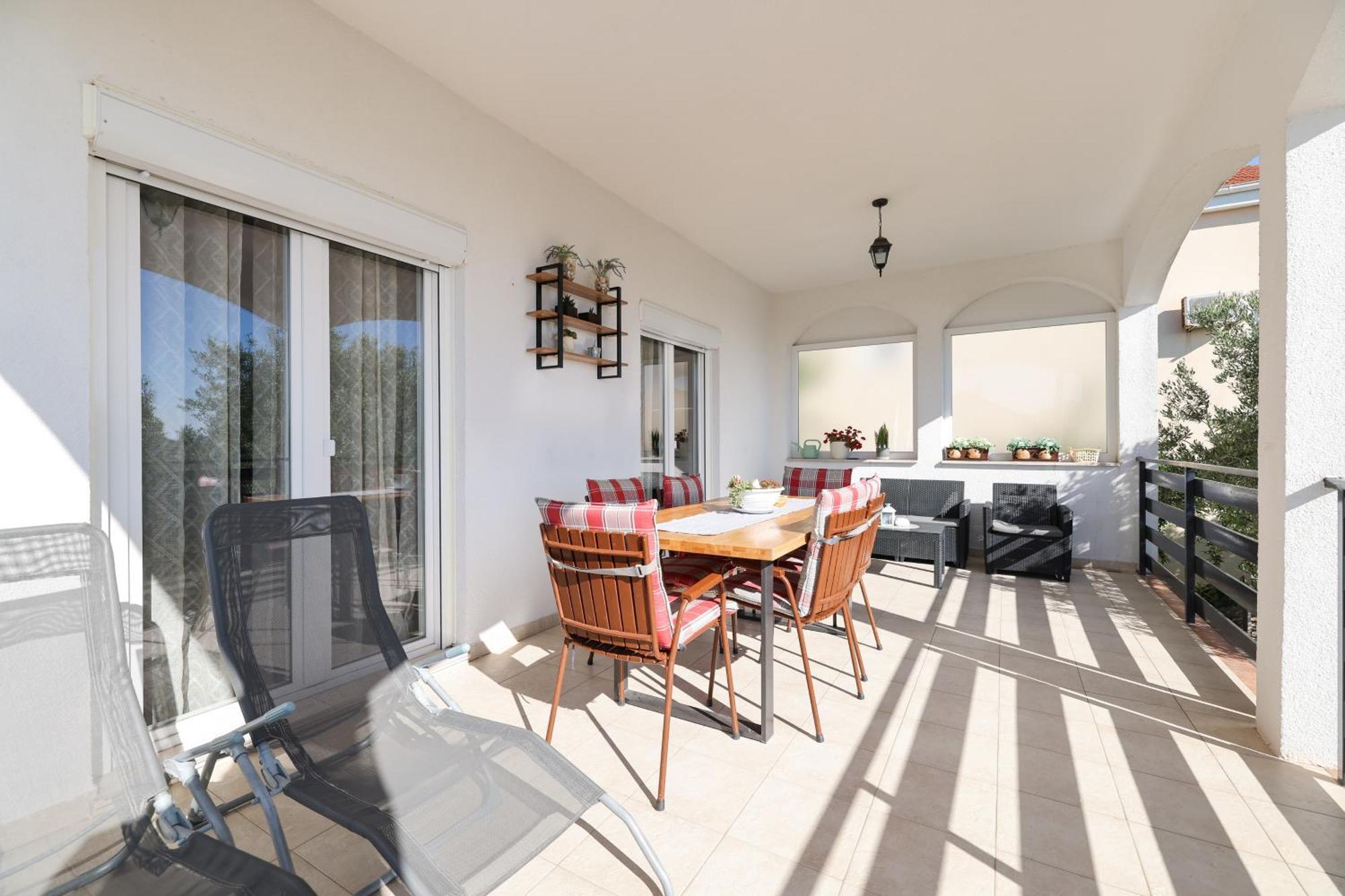Apartment Pantalon, Big Terrace And Free Parking Zadar Exterior foto