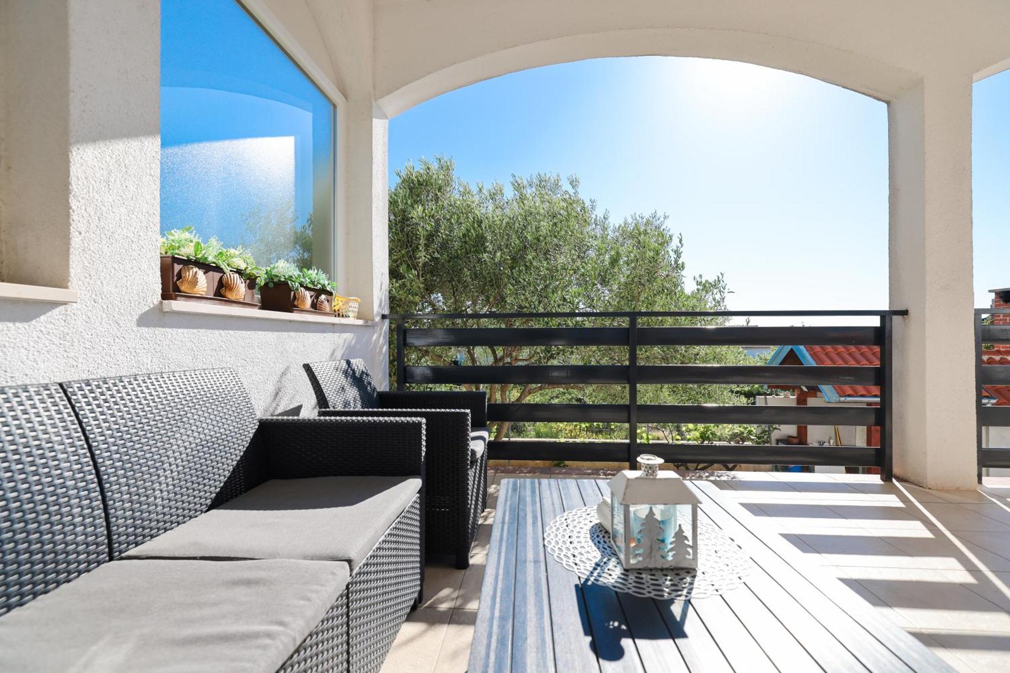 Apartment Pantalon, Big Terrace And Free Parking Zadar Exterior foto