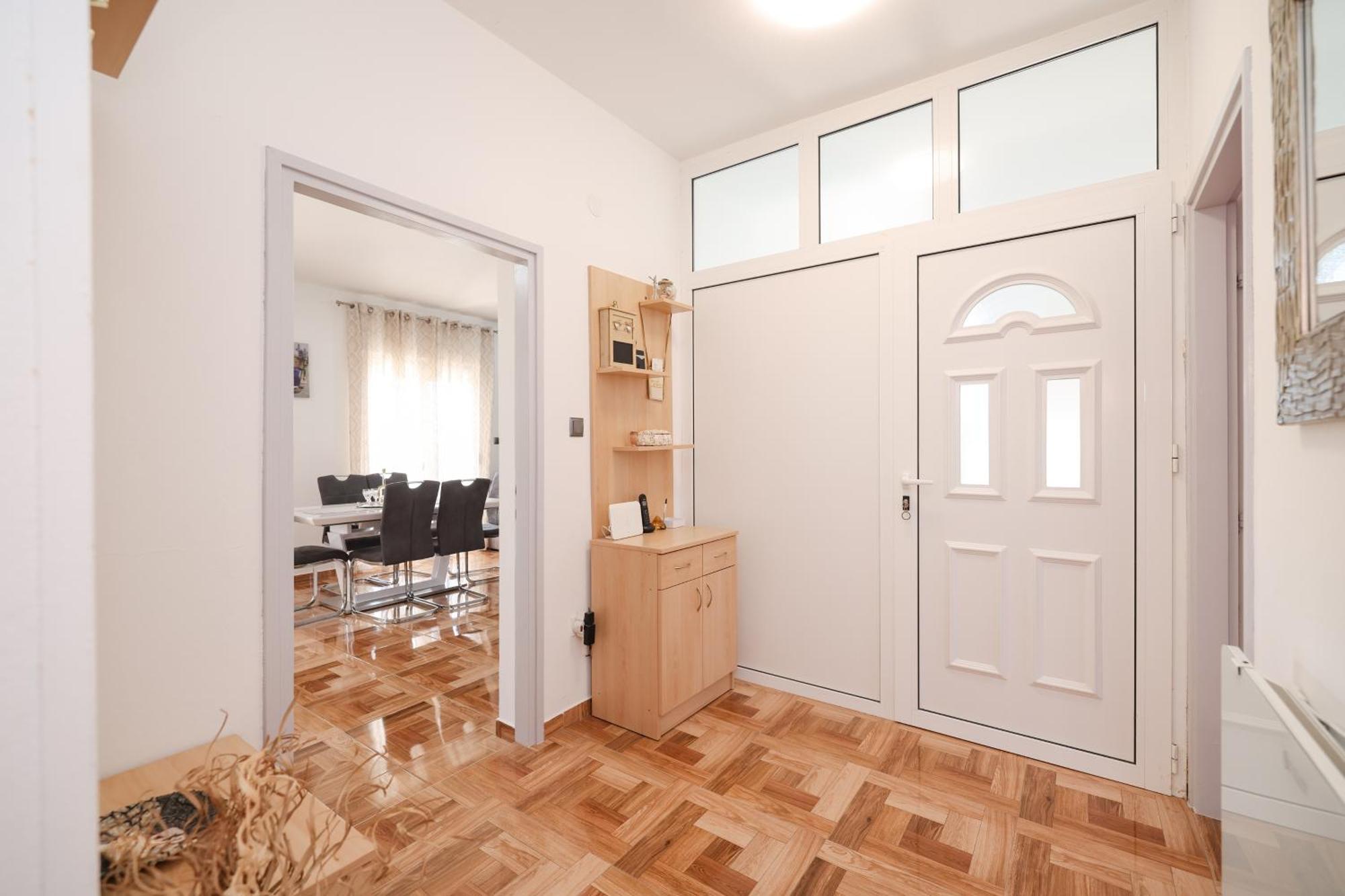 Apartment Pantalon, Big Terrace And Free Parking Zadar Exterior foto